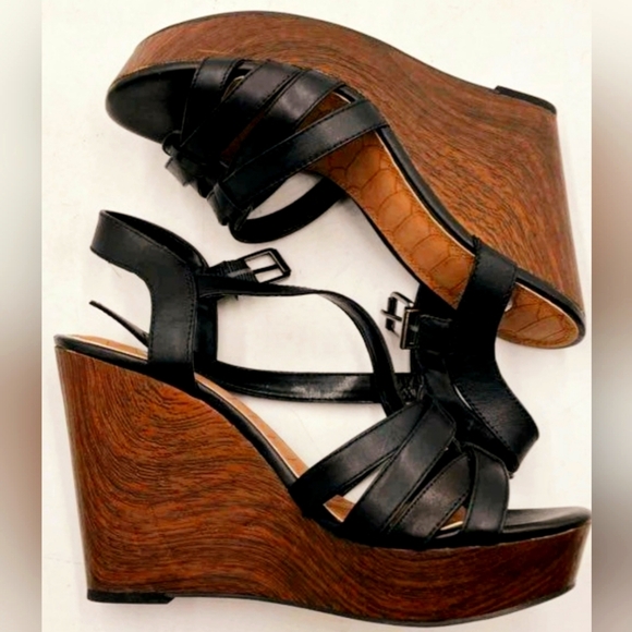 Gianni Bini Shoes - Brand New!!!GIANI BINI Women's SIZE 9.5 Black Wedge Sandals